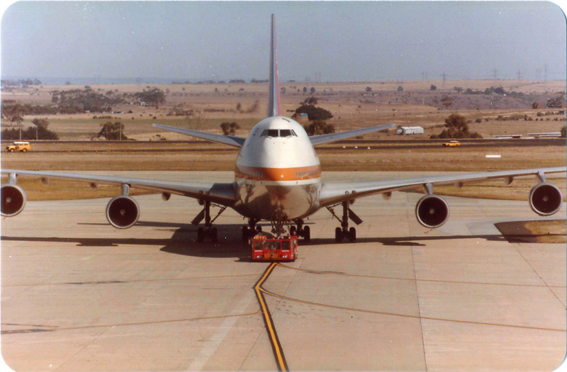 Illustration for article titled Melbourne International Airport 1984 (or there abouts)